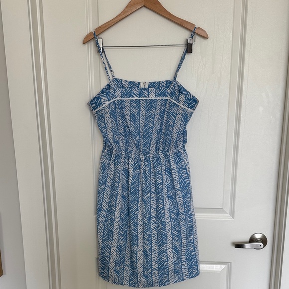 Under Skies Dresses & Skirts - Blue Geometric Sleeveless Sundress
